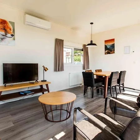 Resort Vb Comfort 5-personen Wellness Schin op Geul